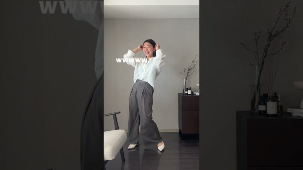 きましたたくみくんの無茶振りコーデ😂今回は打ち合わせシーンでもしっかりキマるけど春らしさも楽しめるコーデを組んでみたよ🌸リネンの風合いが可愛いシャツ、夏にcrewreから出るよ〜🤫 #春コーデ