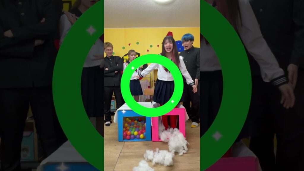 どっちを選ぶ？ 死ぬかor生きるか チャレンジ！！　#shorts