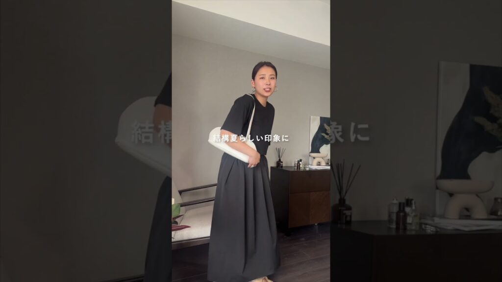 荷物多め系女子の皆さん必見🫠日焼け止めに日傘に…荷物が多くなる夏こそ長めのバッグめちゃくちゃおすすめ🙌🏻●ADD CULUMN｜FIGRE BOSTON CRACK A24W02B346