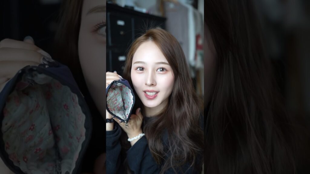 五月のポーチの中身🔑 #shorts