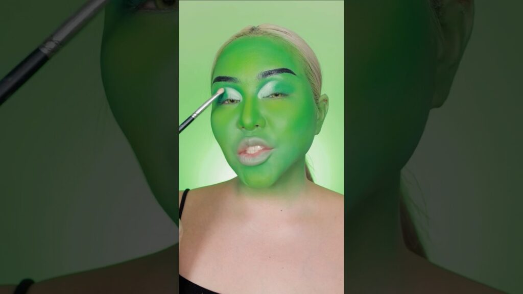 30歳オカンが緑の美女になって世界が仰天🤯 #マリリン #wicked #arianagrande #ウィキッド