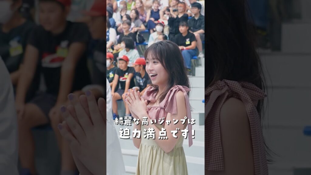 イルカのパフォーマンスに緊急参戦する大原優乃