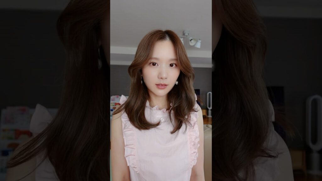 ツヤ感重視の透明感メイク×韓国風ヘア💛✨ #shorts