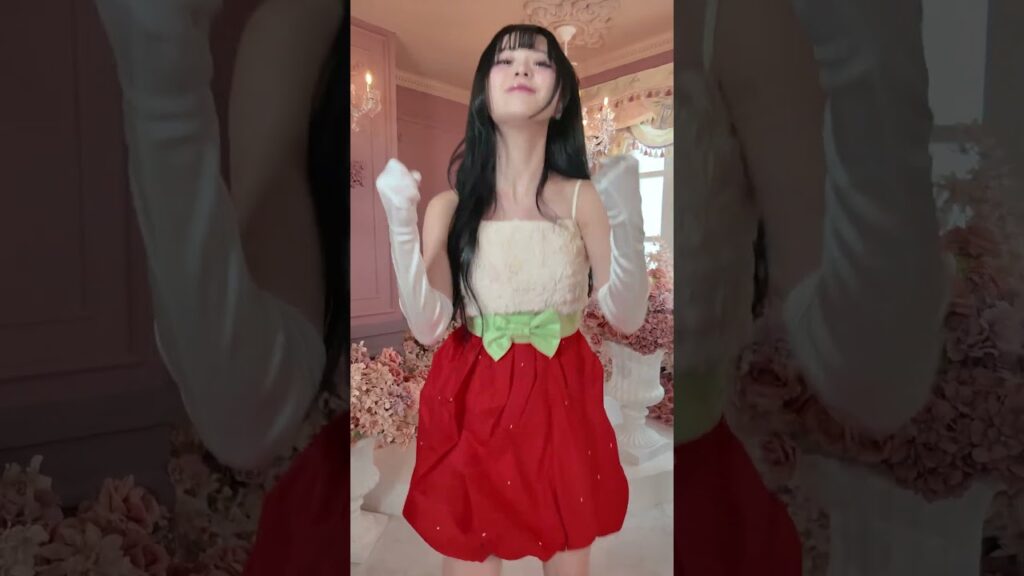 ミスいちごの衣装で HUNTR/X Golden 踊ってみた！  #さくらチャンネル  #さくら #golden #demonhunters #ミスいちご