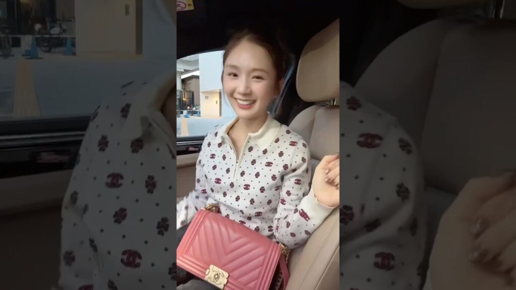 Put her in CHANEL💃💞 #shorts