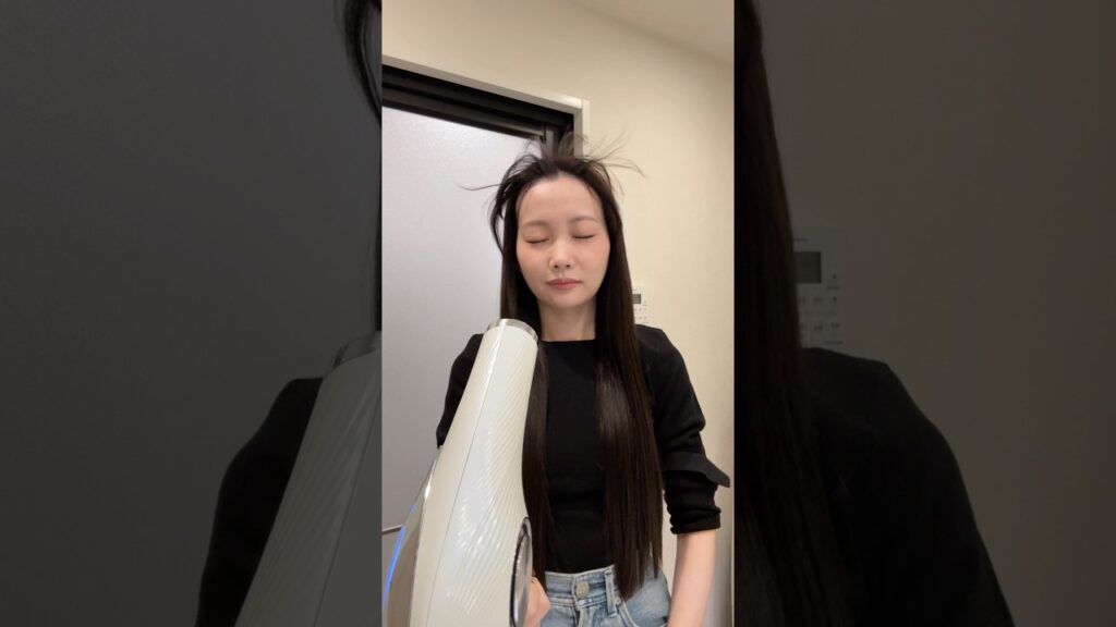 【驚異】前髪が崩れなさすぎるスプレーvsドライヤー #shotrs