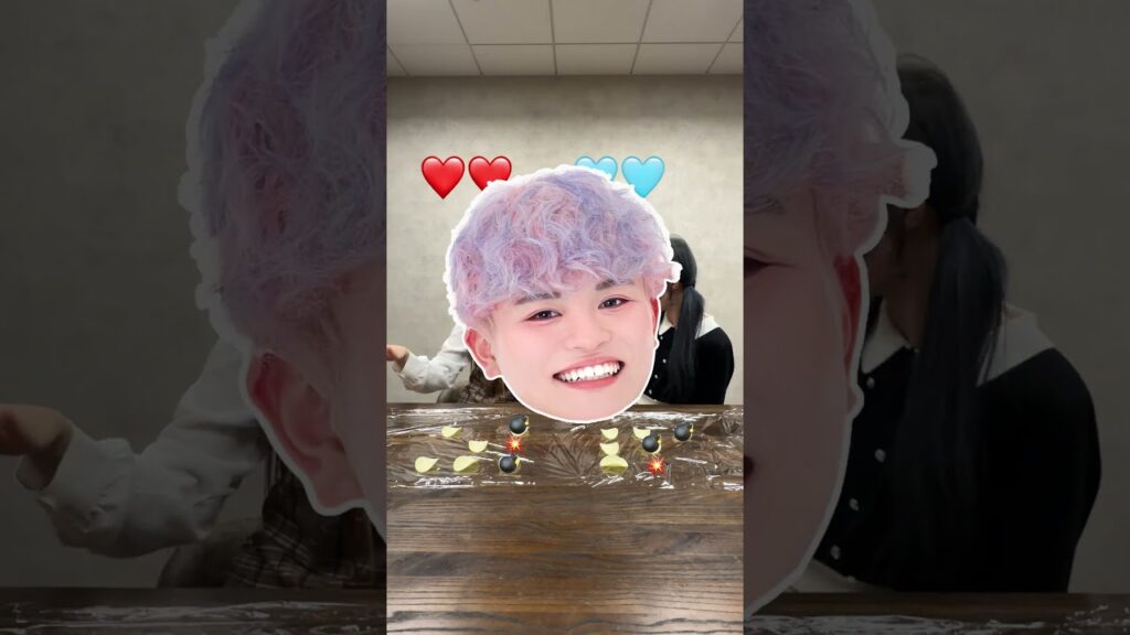 みーみvsゆめちゃんで爆弾チップスチャレンジやってみた！　#shorts